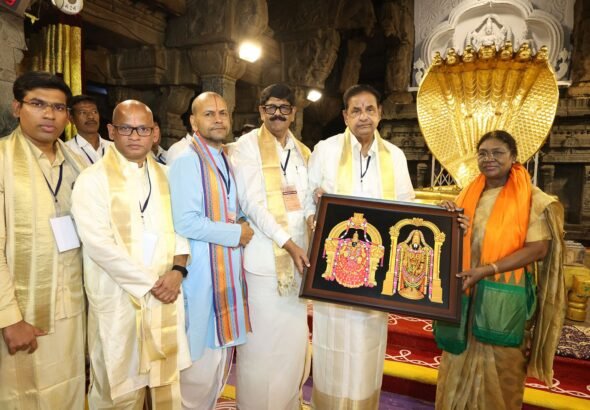 murmu in tirupati telugu track